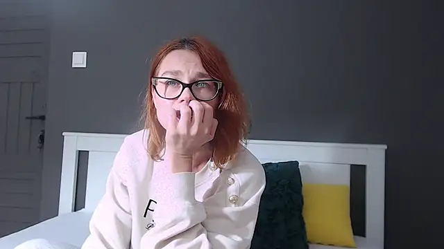 AugustStormS online show from September 17, 2025, 6:31 pm