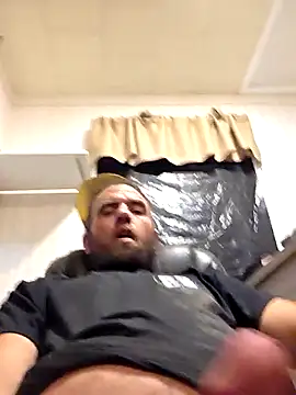 ljbmyweeny online show from November 8, 2025, 12:33 am