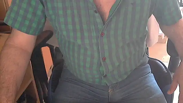 angelgarcia269 online show from December 15, 2024, 2:27 pm