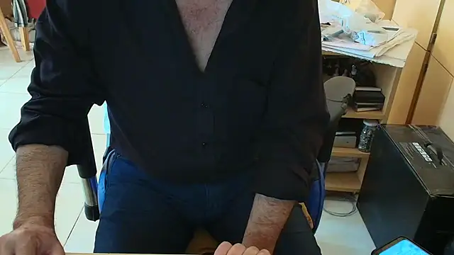 angelgarcia269 online show from November 17, 2025, 11:16 am