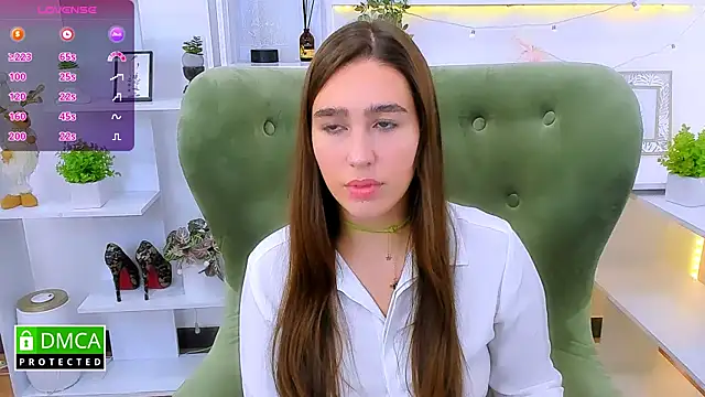  Eliizabeth  online show from September 27, 2025, 8:25 pm