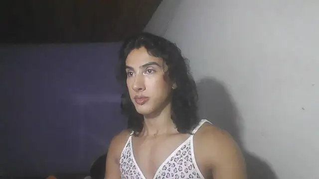 roxana collins online show from October 22, 2025, 4:02 am