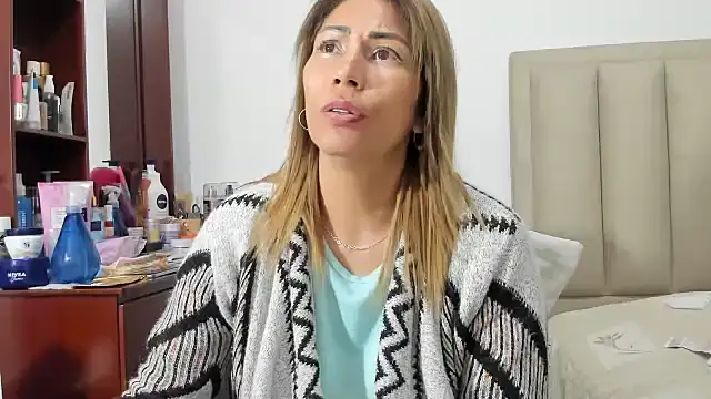 Chloemiller89 online show from January 14, 2025, 1:58 am