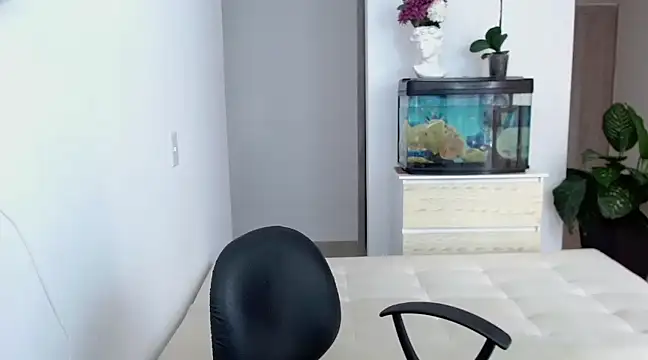 adrian morelly online show from March 19, 2025, 9:27 pm