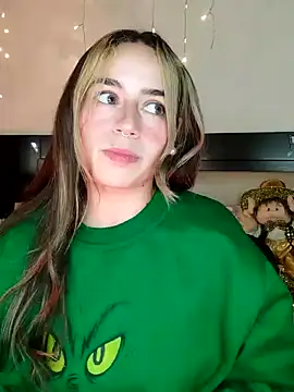 Snapshot of Natalia_Suarez chatting on December 31, 2024, 3:55 am Natalia Suarez online show from December 31, 2024, 3:55 am