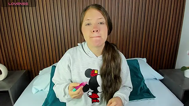 nataly rodri online show from March 1, 2025, 12:01 pm