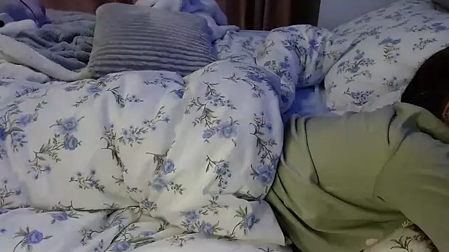 Viktoriiya bald online show from March 4, 2025, 1:12 am