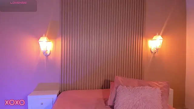 Snapshot of EmilyEvans7 chatting on March 15, 2025, 7:16 pm EmilyEvans7 online show from March 15, 2025, 7:16 pm