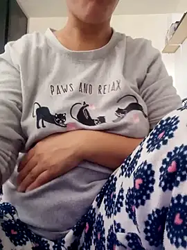 Snapshot of lolo890 chatting on October 28, 2025, 11:47 am lolo890 online show from October 28, 2025, 11:47 am