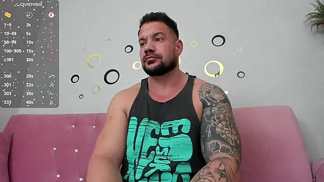 Snapshot of musclemonster31 chatting on February 4, 2025, 11:16 pm musclemonster31 online show from February 4, 2025, 11:16 pm