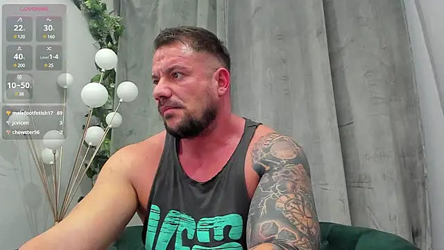 Snapshot of musclemonster31 chatting on February 24, 2025, 11:54 am musclemonster31 online show from February 24, 2025, 11:54 am