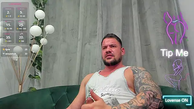 Snapshot of musclemonster31 chatting on March 1, 2025, 11:26 pm musclemonster31 online show from March 1, 2025, 11:26 pm