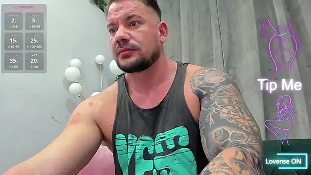 Snapshot of musclemonster31 chatting on March 3, 2025, 9:05 pm musclemonster31 online show from March 3, 2025, 9:05 pm