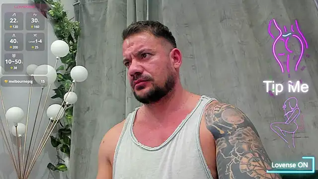 Snapshot of musclemonster31 chatting on March 10, 2025, 6:16 am musclemonster31 online show from March 10, 2025, 6:16 am