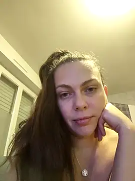 Snapshot of LEAsquirt91 chatting on December 13, 2024, 1:48 am LEAsquirt91 online show from December 13, 2024, 1:48 am