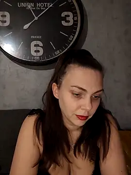 Snapshot of LEAsquirt91 chatting on January 9, 2025, 10:09 pm LEAsquirt91 online show from January 9, 2025, 10:09 pm