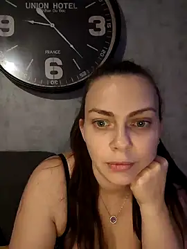 Snapshot of LEAsquirt91 chatting on January 23, 2025, 8:24 pm LEAsquirt91 online show from January 23, 2025, 8:24 pm