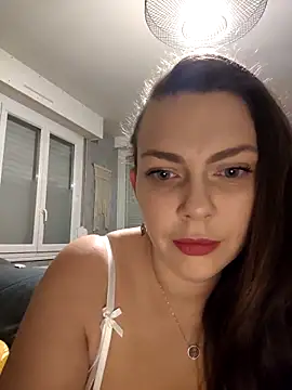 Snapshot of LEAsquirt91 chatting on March 20, 2025, 12:19 am LEAsquirt91 online show from March 20, 2025, 12:19 am