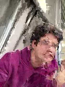 ETHAN MOORE online show from September 16, 2025, 1:01 pm