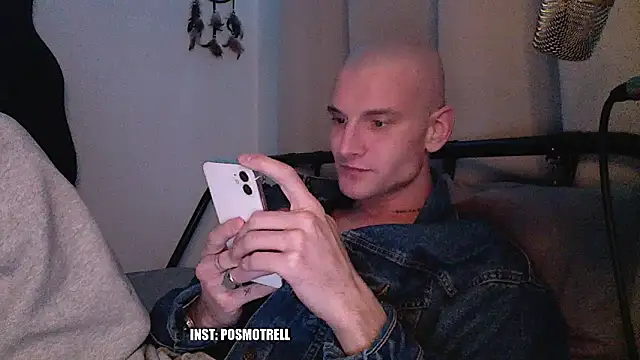 ETHAN MOORE online show from March 15, 2026, 3:40 pm