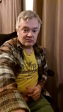 MichOxxford online show from November 3, 2025, 9:32 am