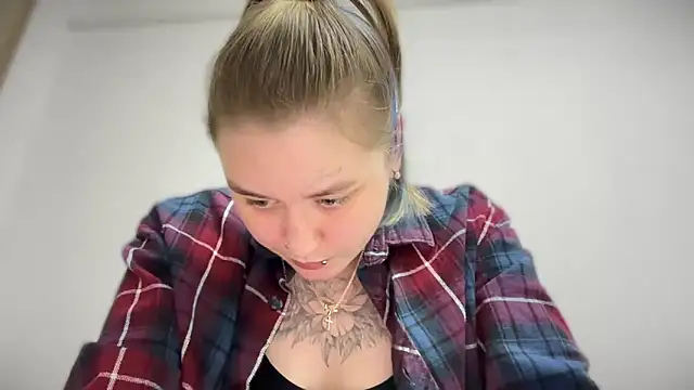 Isabel-Bailey online show from October 3, 2025, 9:01 pm