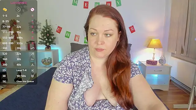 CutieGinger online show from December 28, 2024, 10:02 pm