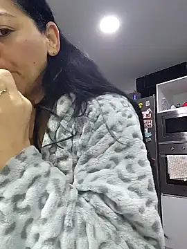 bruneta sexy23 online show from February 8, 2025, 4:25 am