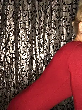 Kristina03 online show from March 1, 2025, 10:31 pm