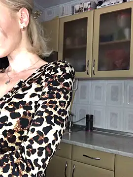 Kristina03 online show from November 8, 2025, 9:57 pm