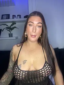 Snapshot of MissyLeeX chatting on December 13, 2024, 7:32 pm MissyLeeX online show from December 13, 2024, 7:32 pm