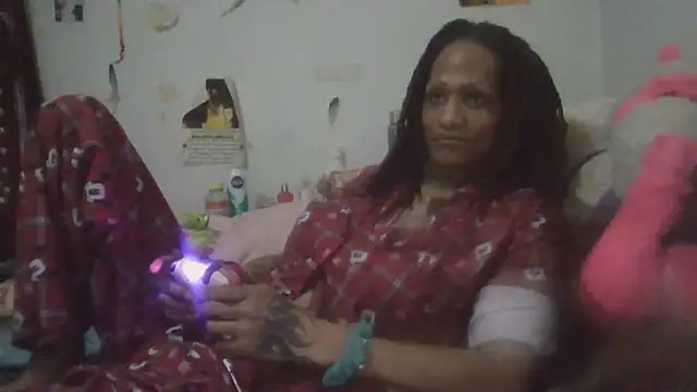 Snapshot of paradisejas chatting on May 23, 2026, 6:01 pm paradisejas online show from May 23, 2026, 6:01 pm