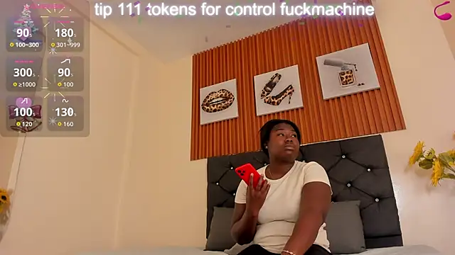 Cristale69 online show from December 21, 2025, 1:46 am