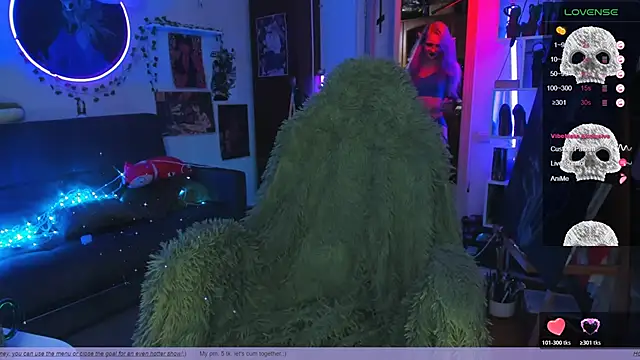 Fridart-house Fortuna online show from November 2, 2025, 11:51 pm