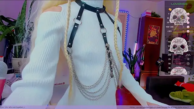 Fridart-house Fortuna online show from November 7, 2025, 1:44 pm