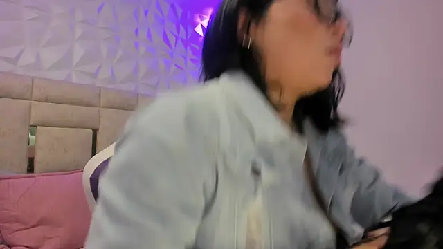 PauletteJ online show from February 13, 2026, 12:01 pm