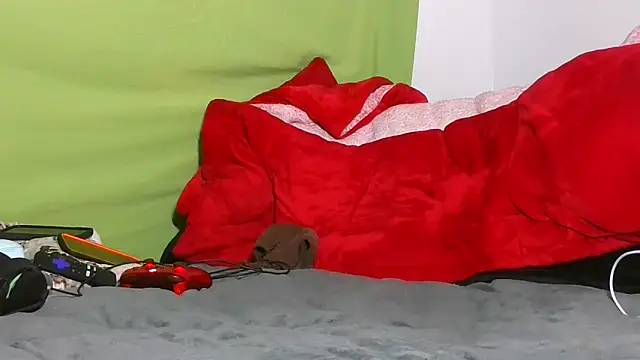 Carolinayoungin online show from November 22, 2025, 10:36 am