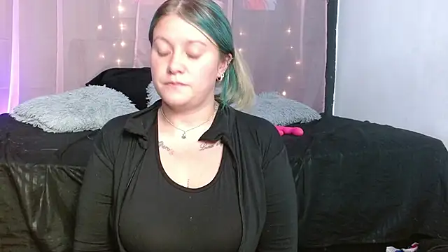 miley jensen online show from December 19, 2024, 11:07 am