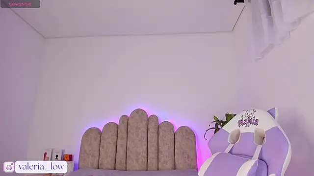 Snapshot of nahia_low chatting on September 18, 2025, 5:53 am nahia low online show from September 18, 2025, 5:53 am