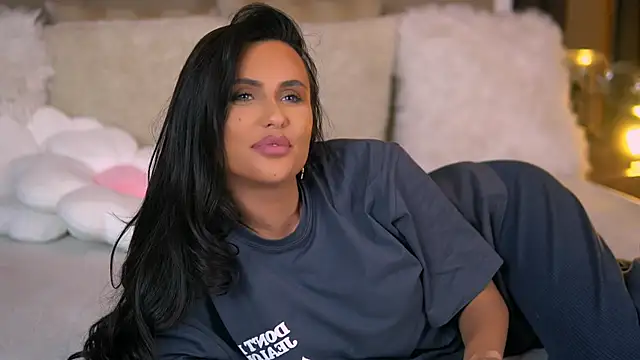 AnaisBellas online show from March 2, 2025, 9:11 pm