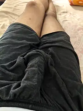 Horny boy321 online show from September 29, 2025, 6:40 am