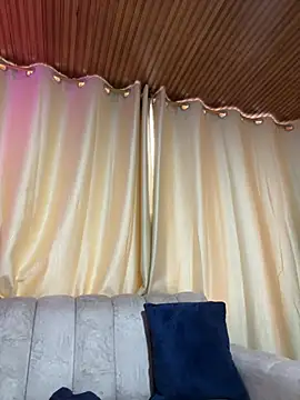 Snapshot of AgathaGeorgiou chatting on May 13, 2026, 9:11 pm AgathaGeorgiou online show from May 13, 2026, 9:11 pm