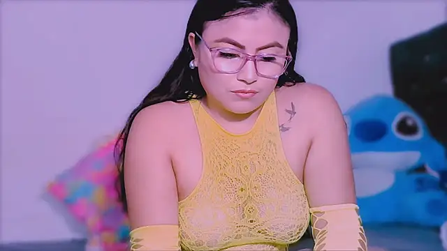 Snapshot of KathieBurning chatting on February 19, 2025, 3:38 pm KathieBurning online show from February 19, 2025, 3:38 pm