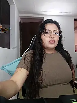 Snapshot of KathieBurning chatting on January 18, 2026, 6:55 pm KathieBurning online show from January 18, 2026, 6:55 pm