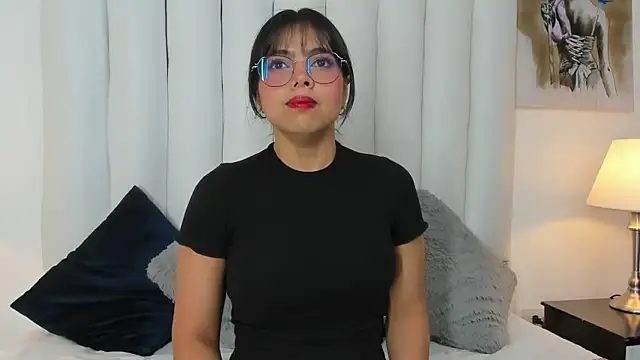 Violet queen20 online show from March 31, 2026, 1:55 pm
