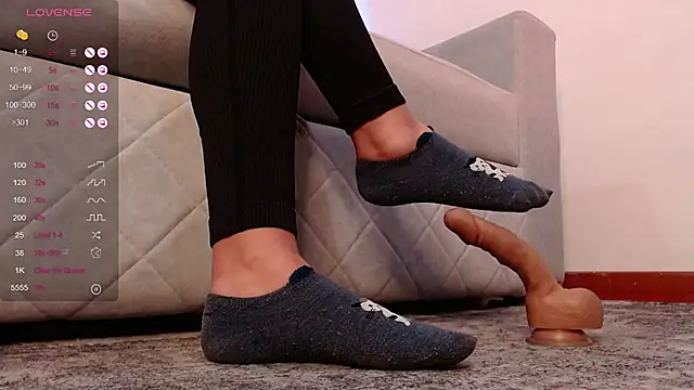 marthina thompsson online show from October 21, 2025, 1:12 pm