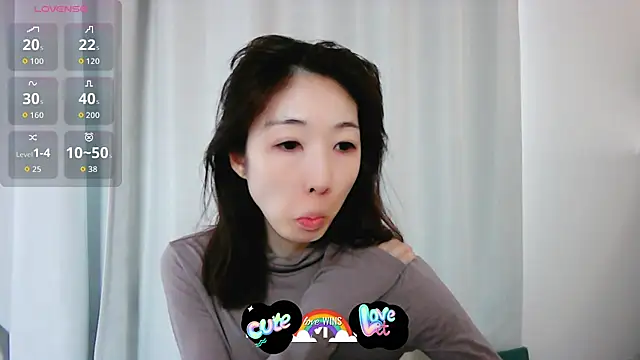 Love me Eri  online show from October 20, 2025, 11:27 pm