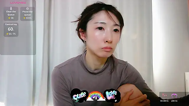 Love me Eri  online show from May 16, 2026, 5:26 am