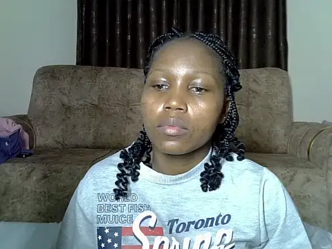 AurelAda online show from November 4, 2025, 11:15 pm