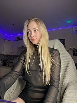 Good  Girl  online show from March 4, 2026, 4:46 pm